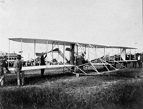 1908 Wilbur Wright Flies in Europe